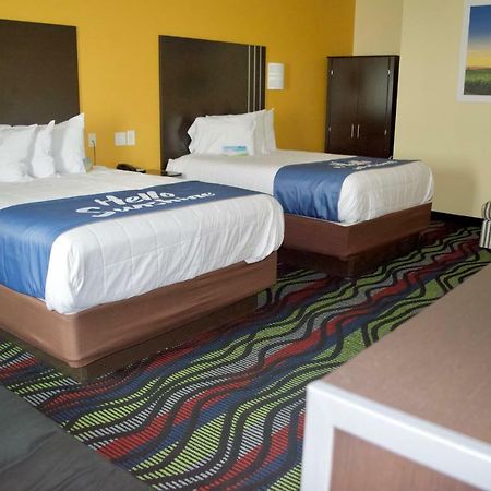 Days Inn & Suites By Wyndham Augusta Near Fort Eisenhower Kültér fotó