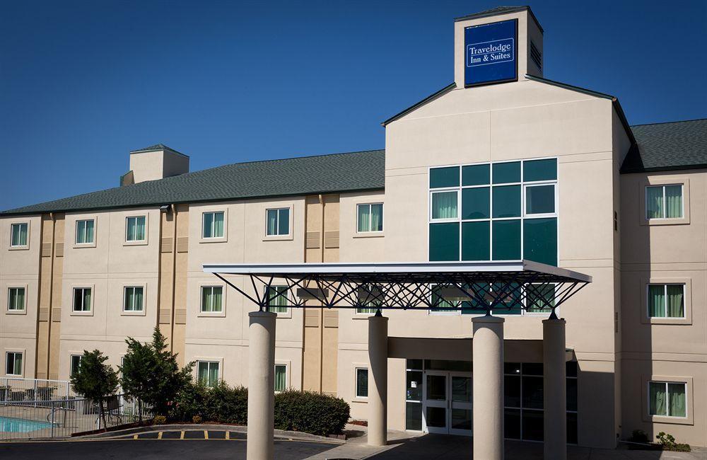 Days Inn & Suites By Wyndham Augusta Near Fort Eisenhower Kültér fotó