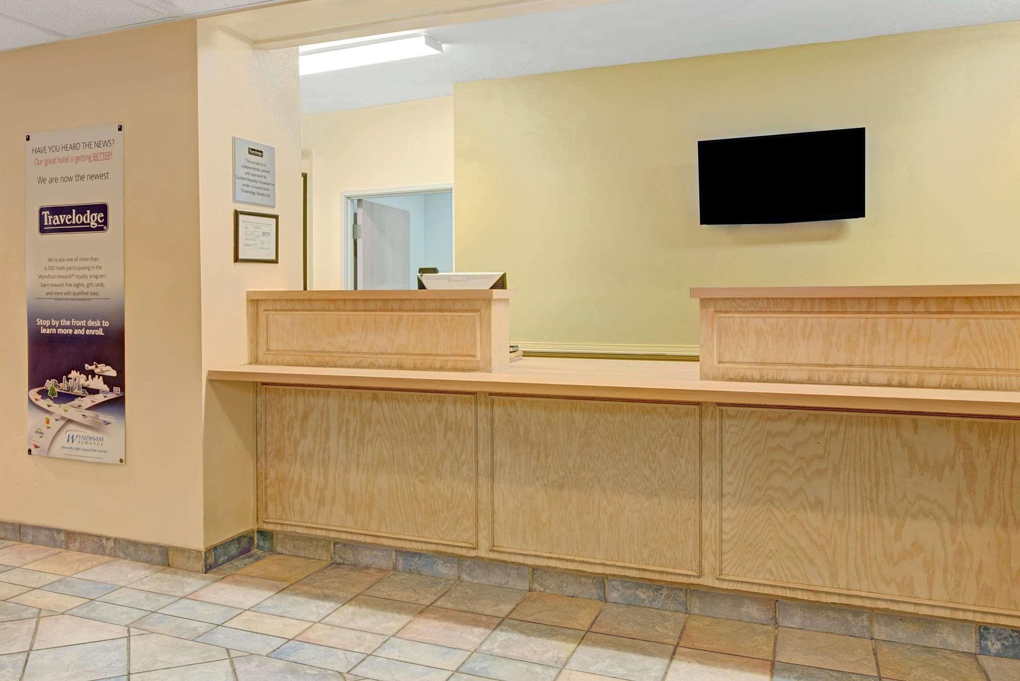 Days Inn & Suites By Wyndham Augusta Near Fort Eisenhower Kültér fotó